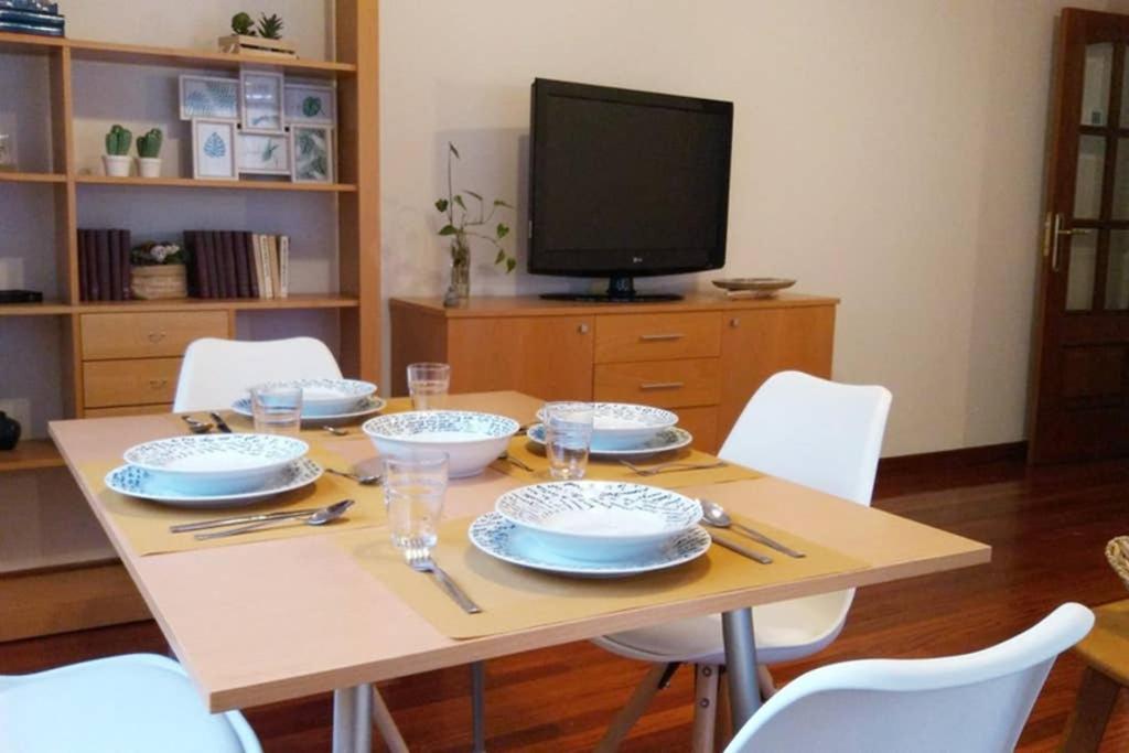 Apartamento Completo Con Parking Privado Y Wifi En San Roque Vigo Ngoại thất bức ảnh